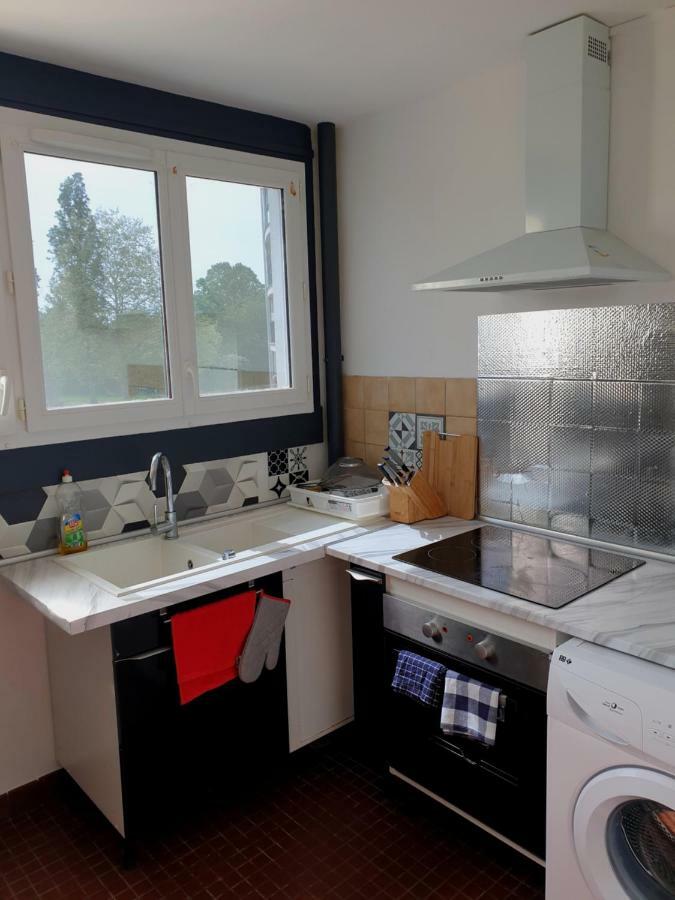 Appartement Des Bigarelles A Bourges Exterior foto