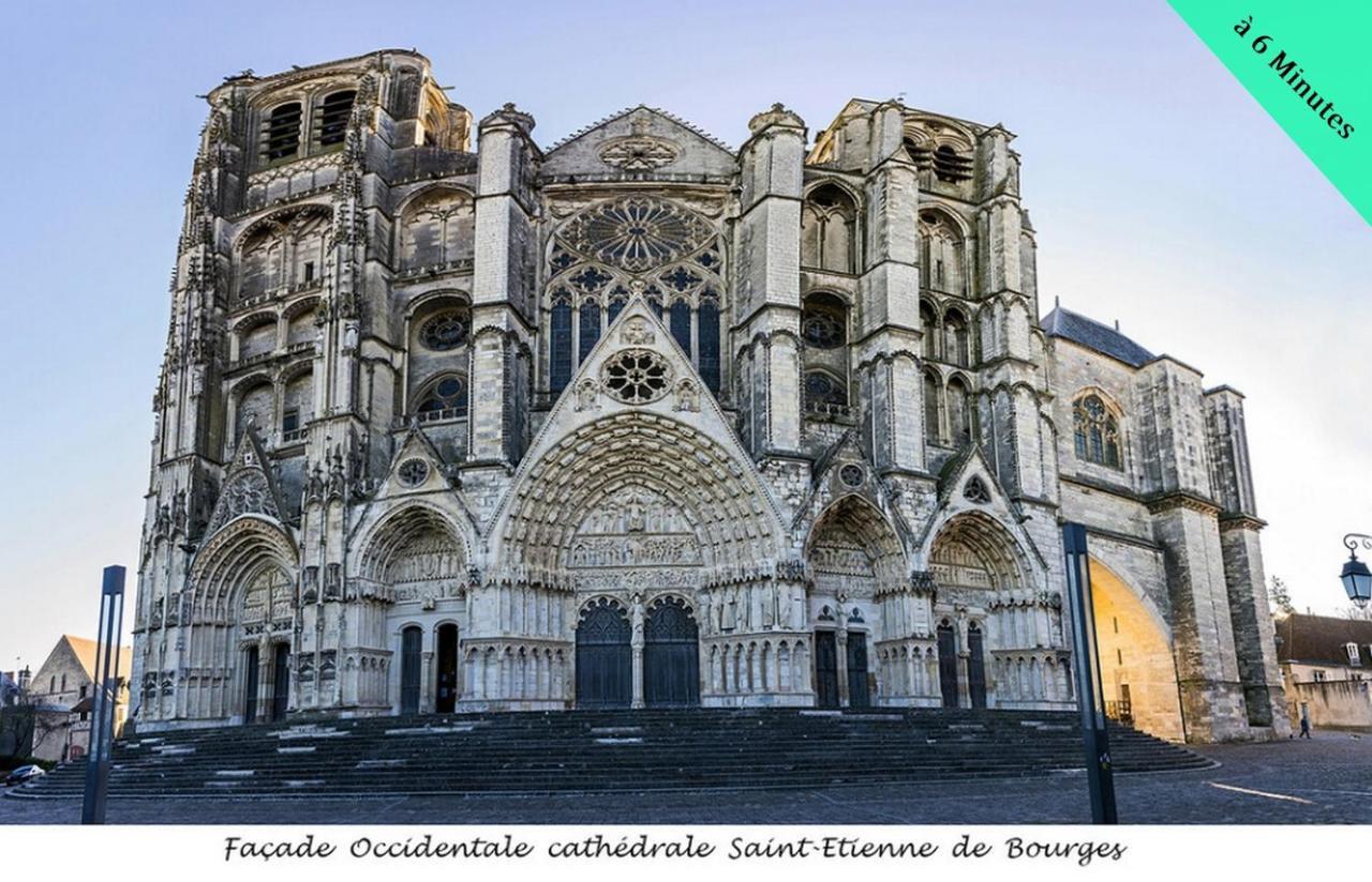 Appartement Des Bigarelles A Bourges Exterior foto